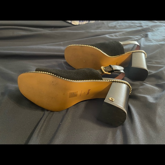 Authentic Coach Suede Sandals - Picture 2 of 5